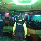  El recorrido se extendió por varios centros de diversión nocturna del Circuito Atucucho, en el norte de Quito. 