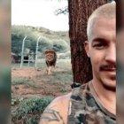  El suizo Dean Scneider y ‘Dexter’, el león, son viejos amigos. 