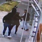  En el clip se ve cómo los malhechores amedrentan a las chicas para arrebartarles los bolsos. 