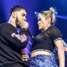  Anuel con su novia, la también artista urbana Karol G. 