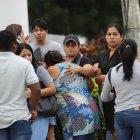  Los familiares llegaron al sitio para retirar los cuerpos de sus allegados.  