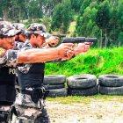  Si bien la Policía Nacional está facultado para servir y sobre todo proteger a la ciudadanía de la inseguridad y amenazas delincuenciales, el uso de sus armas y de la fuerza está regido mediante un reglamento el cual delinea la forma como deben proceder 