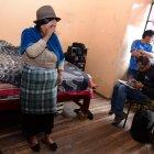  Pese a la pobreza en que viven, Olga María Guapi y Manuel Cepeda sueñan con forjar un futuro mejor. 