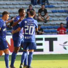  Emelec derrotó a Olmedo en su casa con una gran actuación y un Daniel Angulo efectivo que firmó un doblete con la divisa eléctrica. 