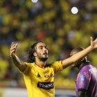  Sebastián Pérez se mandó un gol ante Delfín en la Copa Ecuador. 