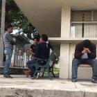  La familia del chico llegó a la morgue para efectuar los trámites. El suegro del muchacho contó que el día anterior compartió con él. 