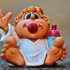  La menor de edad permanece en un hospital de la capital. Está en estado crítico debido a la falta de oxigeno en su cerebro.  