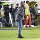  Eduardo Favaro fue el último en salir de un club ecuatoriano. Aucas lo despidió tras caer con Barcelona el sábado pasado. 