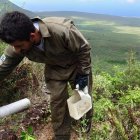  Los guardaparques controlan diversas zonas. 