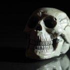  En esta casa vivía la anciana con su hijo de 70 años. 