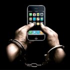  El uso excesivo de estos dispositivos pueden conducir a una dependencia y hasta ‘adicción’, la cual puede alterar el desarrollo normal de nuestra vida. 