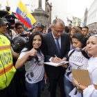  Aguirre promoviendo la campaña Rafael Contigo Siempre junto al entonces vicepresidente Jorge Glas, hoy preso. 