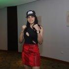  Polyana está de visita en el país, gracias a una invitación de los organizadores de Expo China Motors, donde compartirá su experiencia en este deporte con varios peleadores locales. 