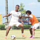  El zaguero del Barcelona se volverá a ver con sus excompañeros Xavier Arreaga que está en la MLS y Félix Torres del Santos Laguna. 