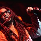  Al parecer, el cantante estaría bajo los efectos del alcohol. 