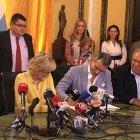  El Municipio de Guayaquil firmó el contrato de recolección de desechos con el Consorcio Urvaseo. 