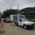  Al sitio llegaron la Policía y una ambulancia para el levantamiento de cadáveres. 