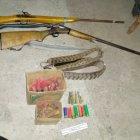  Los hallazgos se hicieron durante operaciones militares para encontrar armas, municiones y también explosivos.  