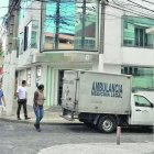  El hombre fue llevado a una casa de salud. Sin embargo, allí no se pudo hacer nada por él. Murió por la gravedad de sus lesiones. 