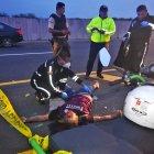  El cuerpo de José Gómez quedó tendido en media vida. Se desconoce qué vehículo lo habría atropellado. 