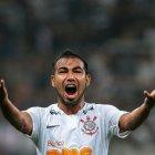  El ecuatoriano Junior Sornoza fue titular y participó en los dos goles de su equipo. 