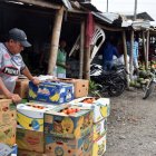  En el mercado de mayoristas de Milagro hay escasez de productos de primera necesidad. 