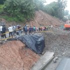  Hubo un percance en la vía que une a esta ciudad con la capital. Sucedió específicamente en el kilómetro 47, porque aparentemente hubo un colapso de la alcantarilla que está en el sector. 