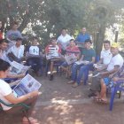  Basilia y Gregorio (esquina derecha), 13 de los 21 hijos en el resto de la imagen. 