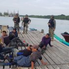  Los detenidos fueron entregados a la Policía.  