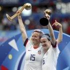  Megan Rapinoe y Rose Lavelle fueron destacadas como la mejor jugadora y la goleadora del Mundial, en su orden. 