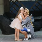  Charlotte Bucaram agradeció por el apoyo de su canal con una fiesta. 