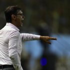  Por ahora solo quedan dos entrenadores ecuatorianos, cuatro argentinos, un uruguayo y un colombiano de los DT que debutaron a inicios de año. 