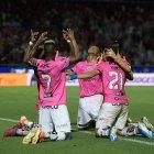  Jugadores del Independiente del Valle en su encuentro frente a Colón. 