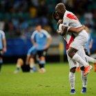   Esta vez Perú fue más efectivo y ya está en la fase de semifinales. 