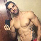  Daniers, chico reality, aseguró que sí besaría a Dieter. 