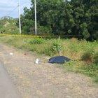  Personal de emergencias llegó al sitio para atender a los heridos.  