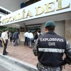  La dependencia pública fue evacuada por precaución. 