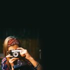  Si buscas darle un toque antiguo a tus fotos, aunque tengan unos minutos de capturadas, estas aplicaciones cuentan con los filtros ideales para lograrlo. 