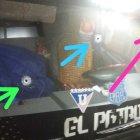  Orificios de bala en el parabrisas de vehículo en que se movilizaban las víctimas. 