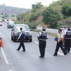  Serán 9.666 personas, entre efectivos de la Policía Nacional, vigilantes de la Comisión de Tránsito del Ecuador (CTE) y otros. 