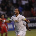  Fueron Hernán Barcos y Gastón Rodríguez, inconfundibles ídolos azucena, quienes anotaron los goles de la victoria. 