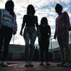  Afuera del hogar hay un mundo al que las chicas aún le tienen miedo. La terapia psicológica las ayuda a combatirlo.  