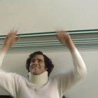  Jim Carrey interpretó a su ídolo Andy Kaufman y a Tony Clifton en Man on the moon. El actor se transformó por completo y llegó a preocupar a su equipo. 