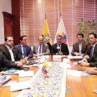  El presidente de la Asamblea Nacional, José Serrano, informó la creación de una comisión encargada de ejecutar las reformas tras la consulta popular. 