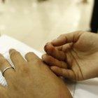  La víctima mostró las marcas del forcejeo. Tenía algunas uñas dañadas. 