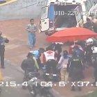  Cámaras del Ecu-911 grabaron lo que ocurría con la mujer y la bebé.  