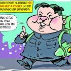  ...Le otorgan una condecoración por demás criticada...  