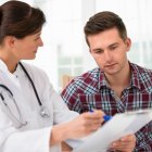  Aunque te creas ‘sabido’ y listo por mentirle a tu médico, debes saber que esto podría terminar jugándote en contra. 