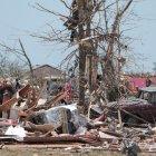  Catástrofes naturales como terremotos y huracanes han causado la muerte de miles de personas durante los últimos años. 
