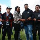  Inaguracion de la Escuela de futbol AV 25 de Luis Antonio Valencia su hermana Jazmina Valencia. 